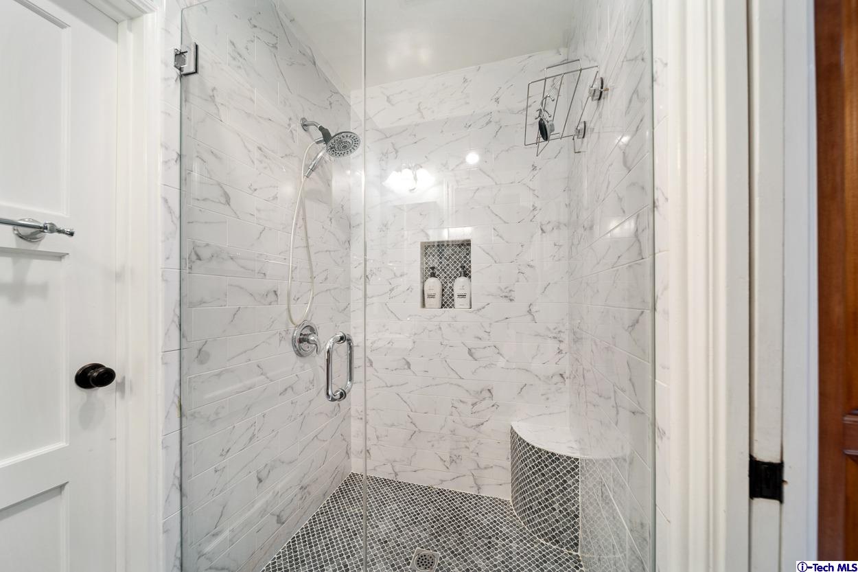 1821 Meadowbrook Road Altadena, CA 91001 - Photo 18 of 26