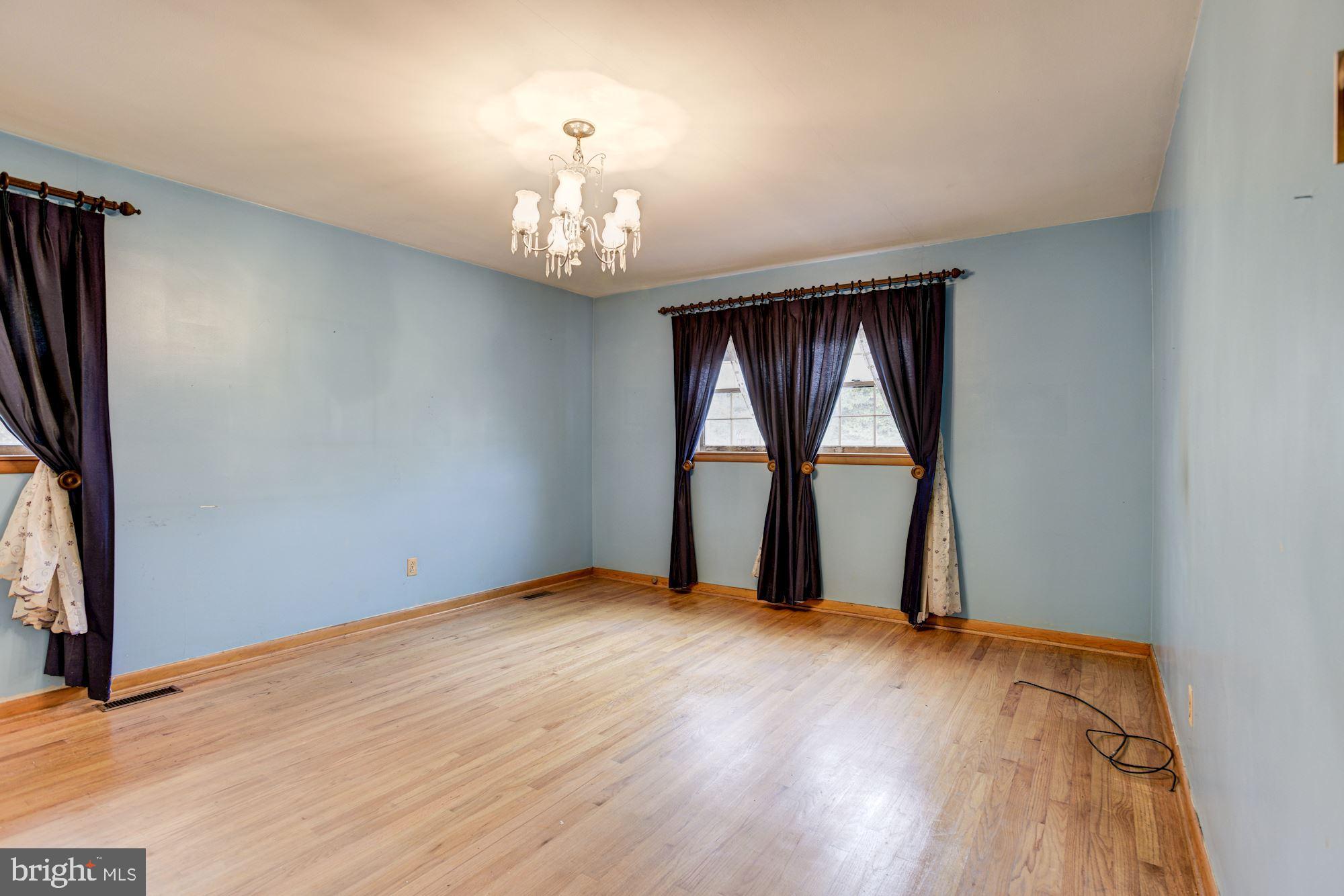 13418 Blenfield Road Phoenix, MD 21131 - Photo 17 of 29 Primary Bedroom