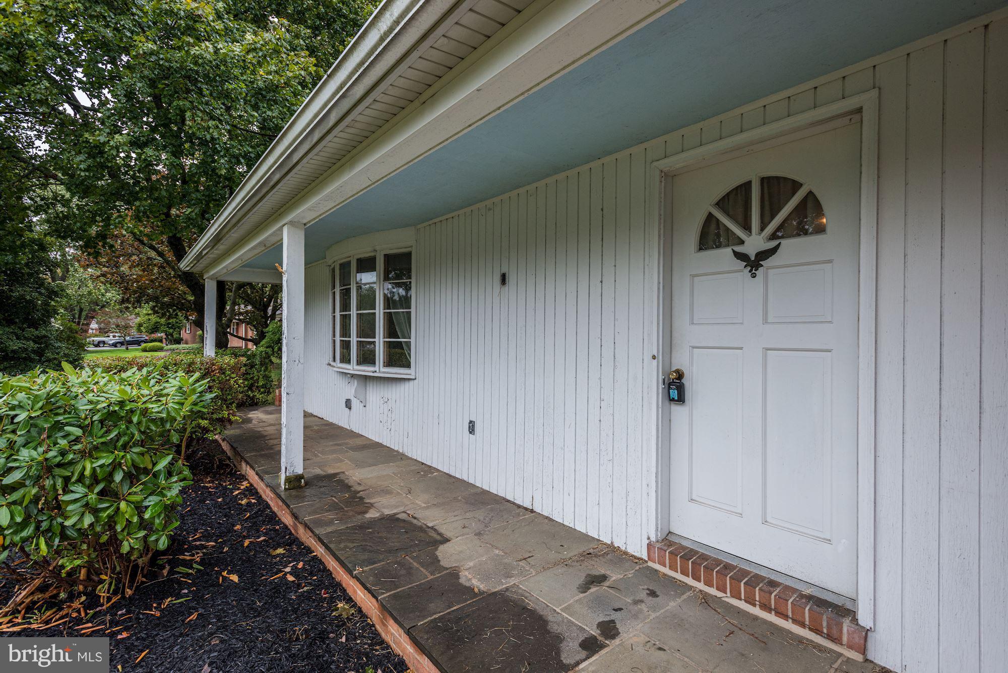 Covered Front Porch