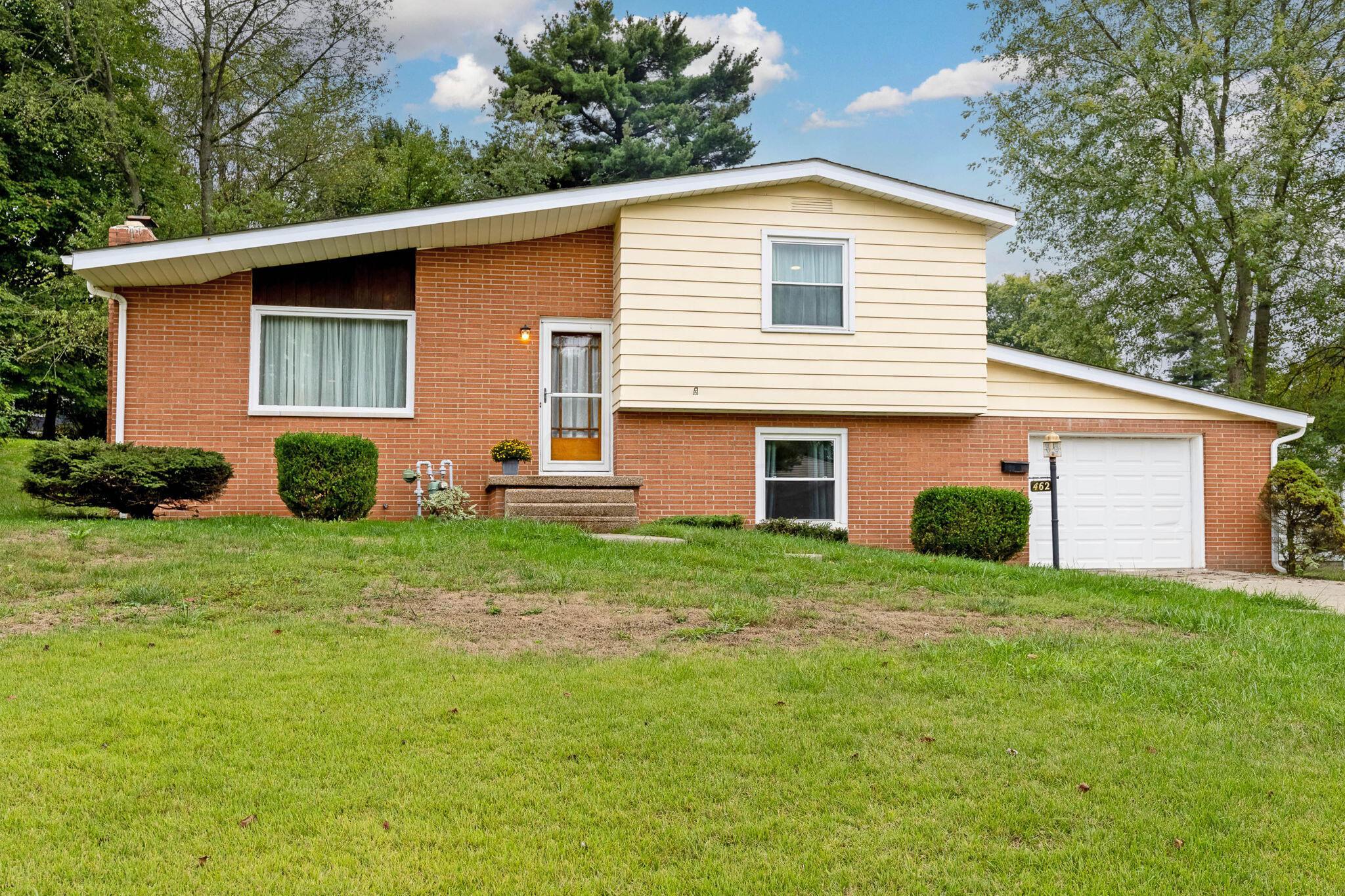 462 Edgemont Road Newark, OH 43055 - Photo 1 of 28 Front Exterior