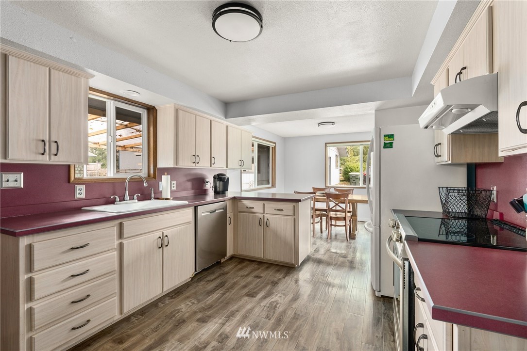 1517 Seminary Hill Road Centralia, WA 98531 - Photo 8 of 28 Gallery Image 8