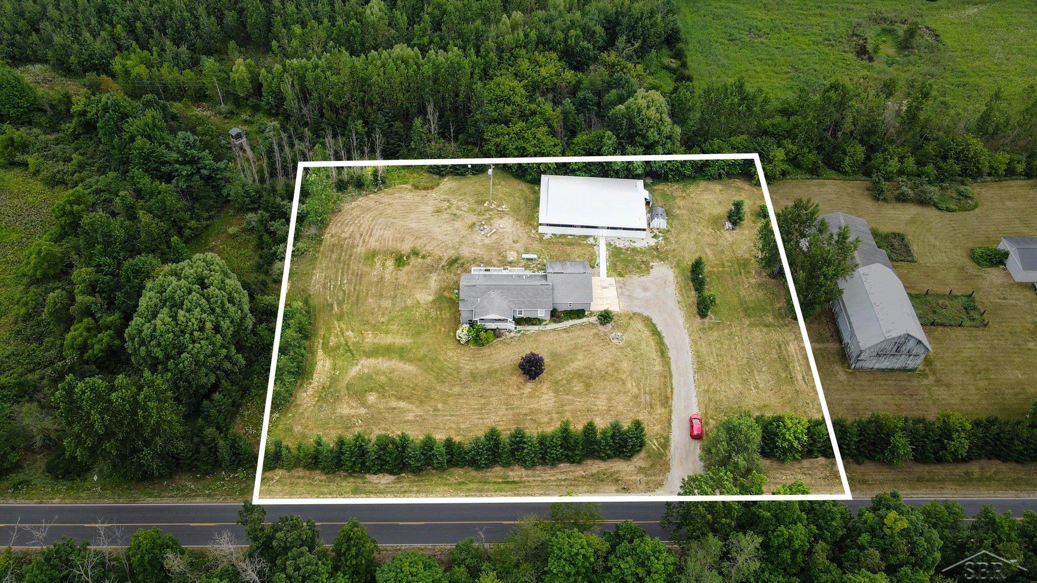 628 West Fenwick Road Fenwick, MI 48834 - Photo 3 of 46 Gallery Image 3