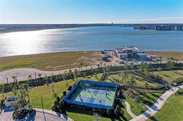 $724,900 | 1051 Waterline Court, Sarasota, FL 34240