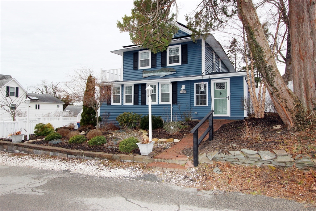 19 Maple Street Wareham, MA 02532 - Photo 2 of 42