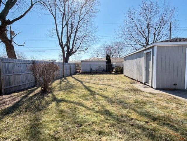 3246 176th Street Hammond, IN 46323 - Photo 18 of 24 640x481