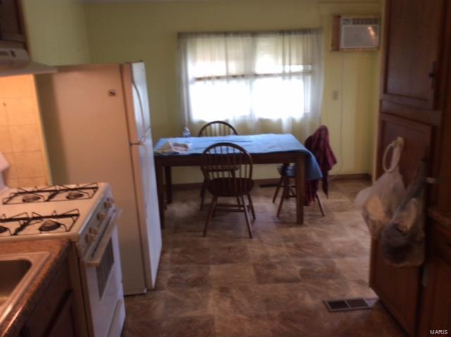 21318 Jamestown Road Pocahontas, IL 62275 - Photo 4 of 14