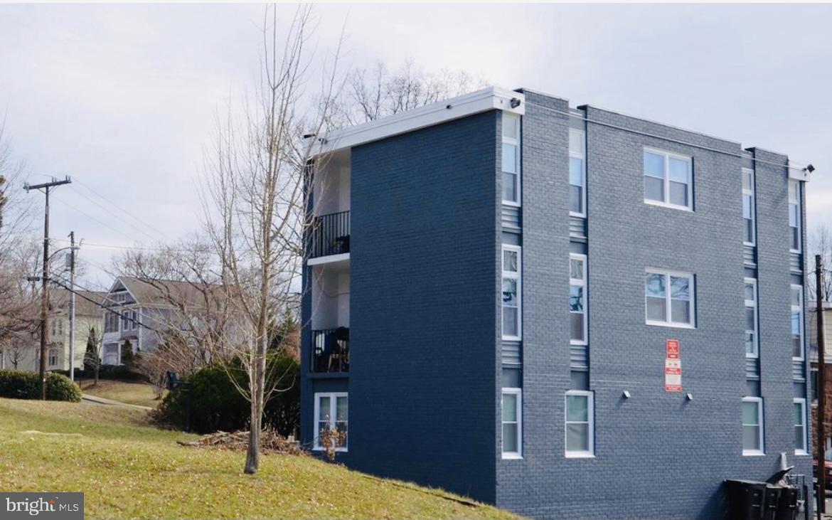 2050 South Glebe Road Arlington, VA 22204 - Photo 1 of 110