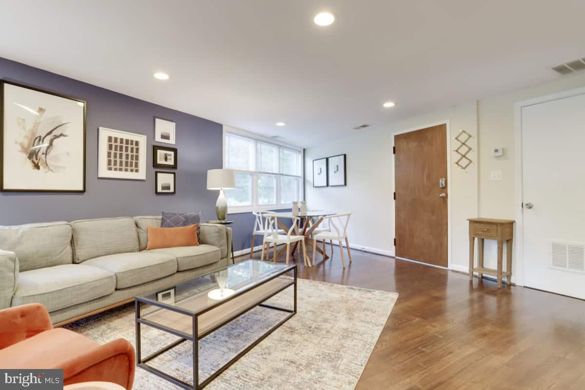 2050 South Glebe Road Arlington, VA 22204 - Photo 6 of 110