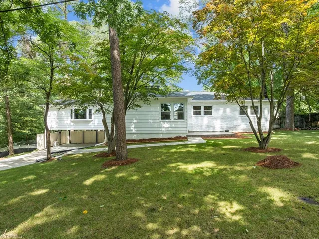 $374,950 | 105 Forestdale Drive, Jamestown, NC 27282