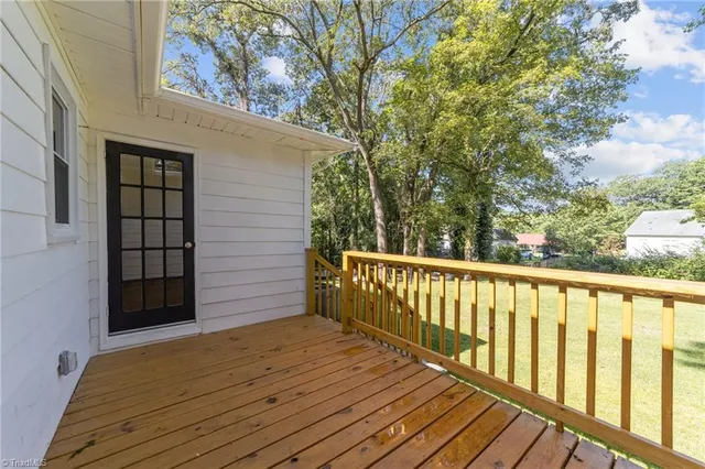 $374,950 | 105 Forestdale Drive, Jamestown, NC 27282