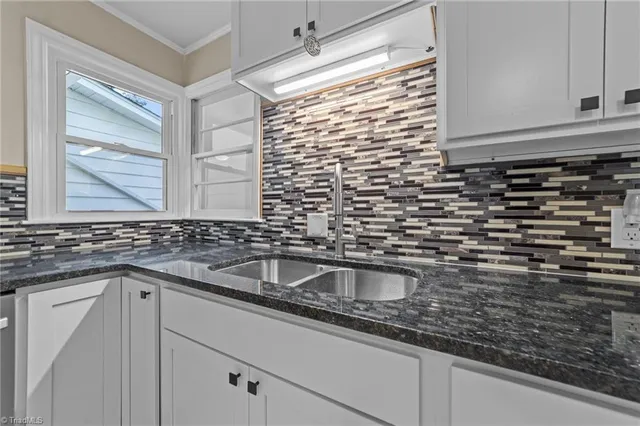 $374,950 | 105 Forestdale Drive, Jamestown, NC 27282