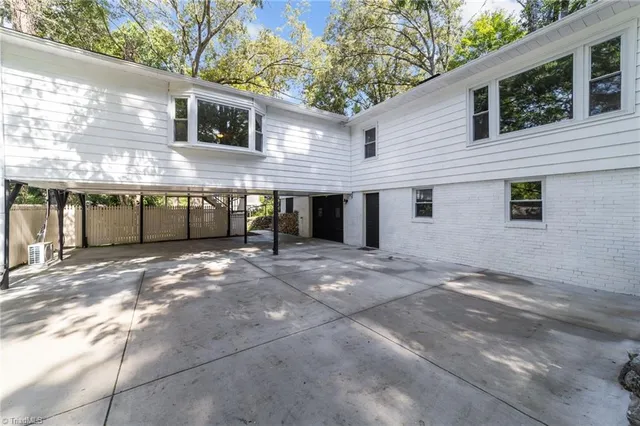 $374,950 | 105 Forestdale Drive, Jamestown, NC 27282