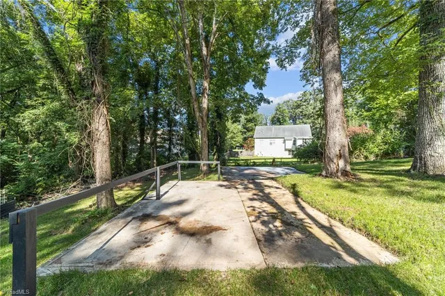 $374,950 | 105 Forestdale Drive, Jamestown, NC 27282