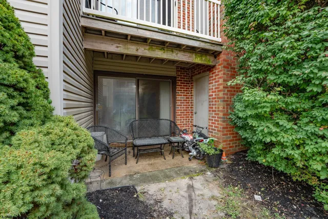 $1,800 | 254 Vail Court, Unit 1504, Mays Landing, NJ 08330