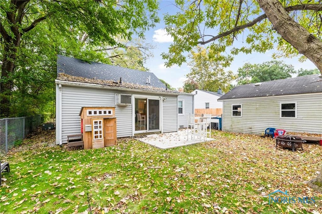 5541 Pawnee Road Toledo, OH 43613 - Photo 4 of 20 Gallery Image 4