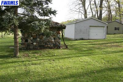 9524 Fritz Road Fort Wayne, IN 46818 - Photo 14 of 30