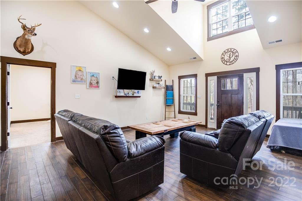 244 Loray Farm Road Dallas, NC 28034 - Photo 5 of 14 Gallery Image 5