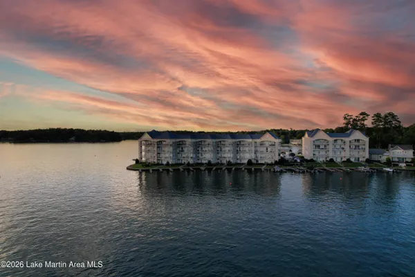 $714,900 | 395 Sunset Point Drive, Unit 301, Dadeville, AL 36853