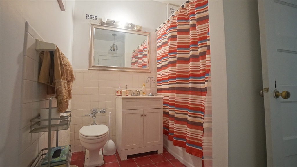 140 Chestnut Street, Unit 314 Springfield, MA 01103 - Photo 14 of 21 Gallery Image 14