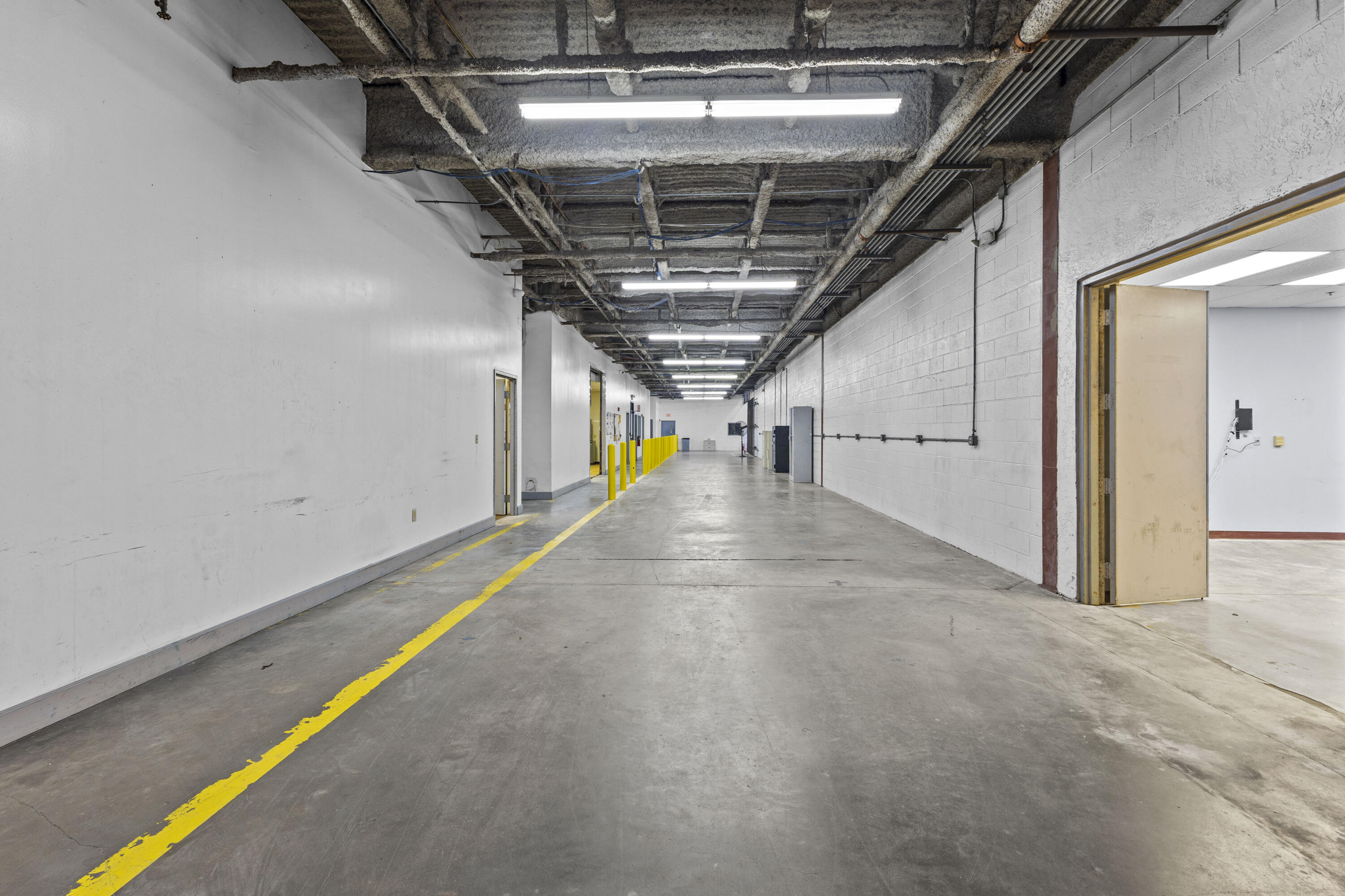 1500 High Ridge Road Boynton Beach, FL 33426 - Photo 29 of 35 a view of empty room with wooden floor