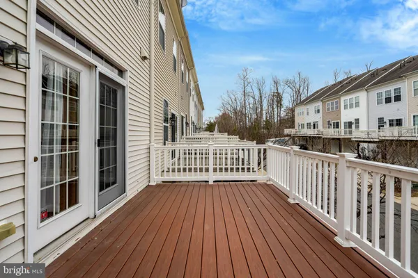 $458,099 | 4302 Potomac Highlands Circle, Triangle, VA 22172