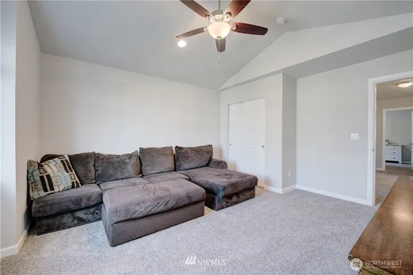 $599,995 | 2422 200th St Court East, Spanaway, WA 98387