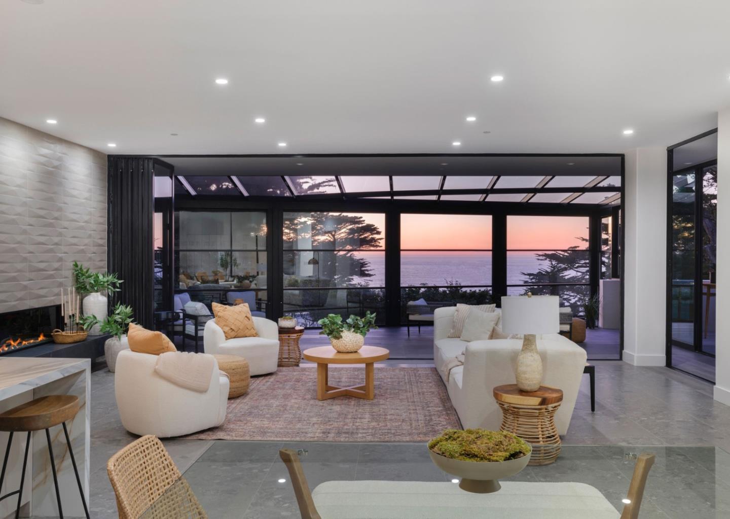 164 Spindrift Road, Unit A Carmel, CA 93923 - Photo 3 of 27 Gallery Image 3
