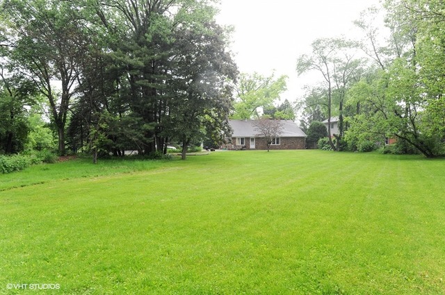 2463 Highmoor Road Highland Park, IL 60035 - Photo 15 of 15 a view of a house with a yard