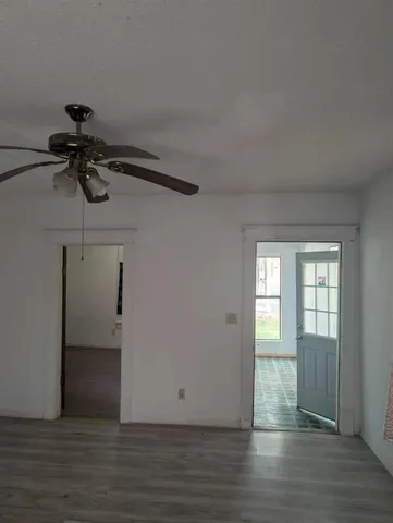 $69,900 | 716 East Lincoln Street, Iola, KS 66749