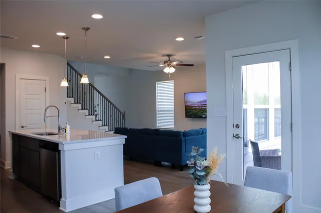 $349,990 | 1007 Harwell Loop, Kyle, TX 78640