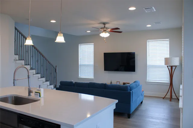 $349,990 | 1007 Harwell Loop, Kyle, TX 78640