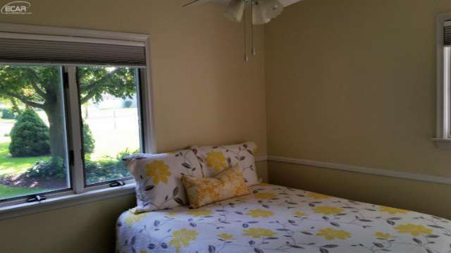 6031 North McKinley Road Flushing, MI 48433 - Photo 24 of 28 21212781-24.JPG