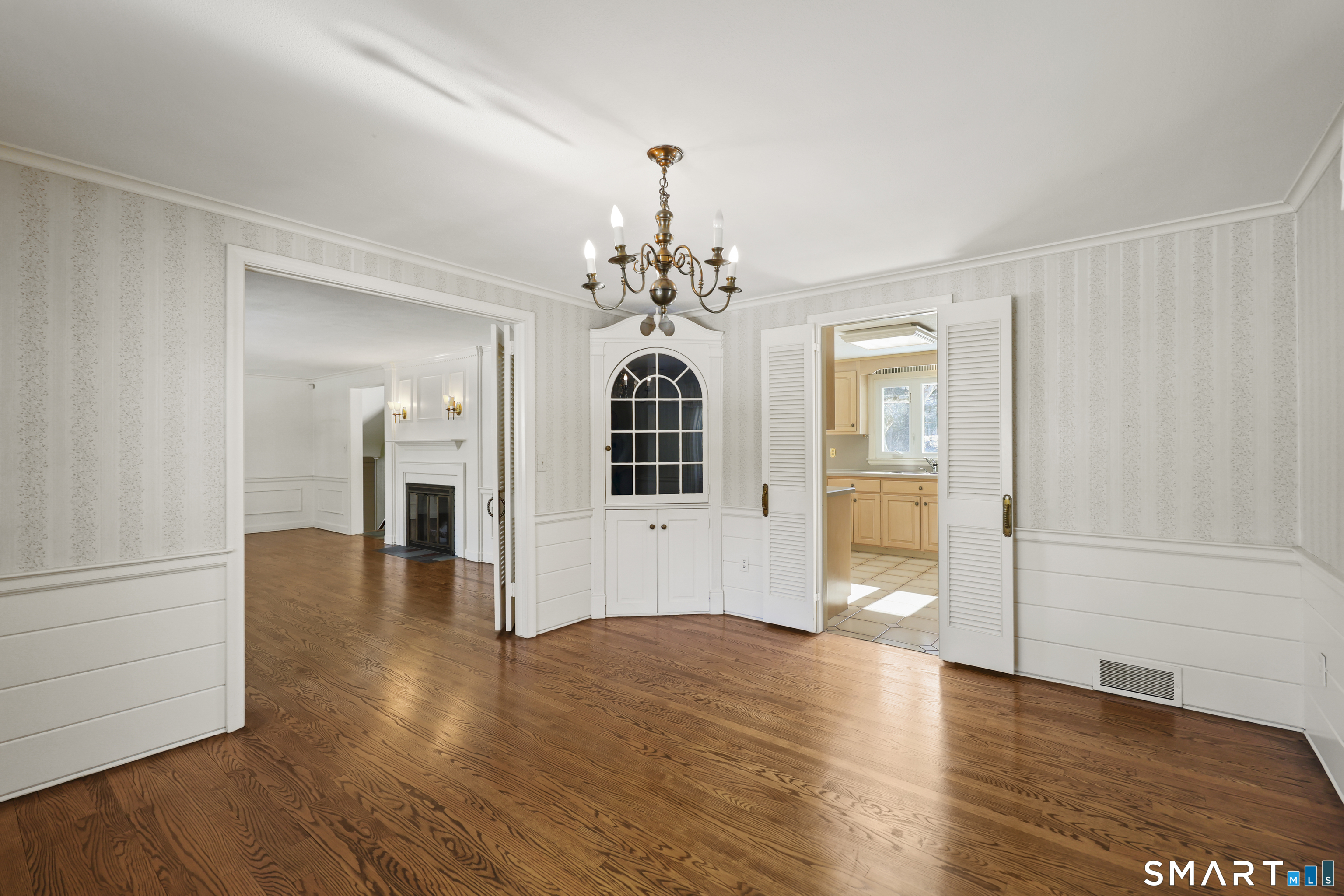 12 Timrod Road West Hartford, CT 06107 - Photo 13 of 40