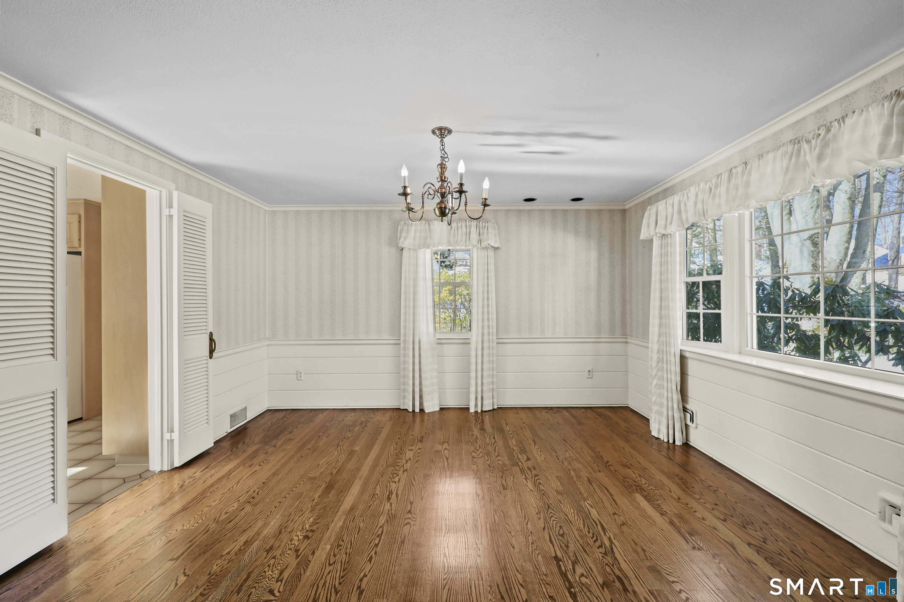 12 Timrod Road West Hartford, CT 06107 - Photo 15 of 40