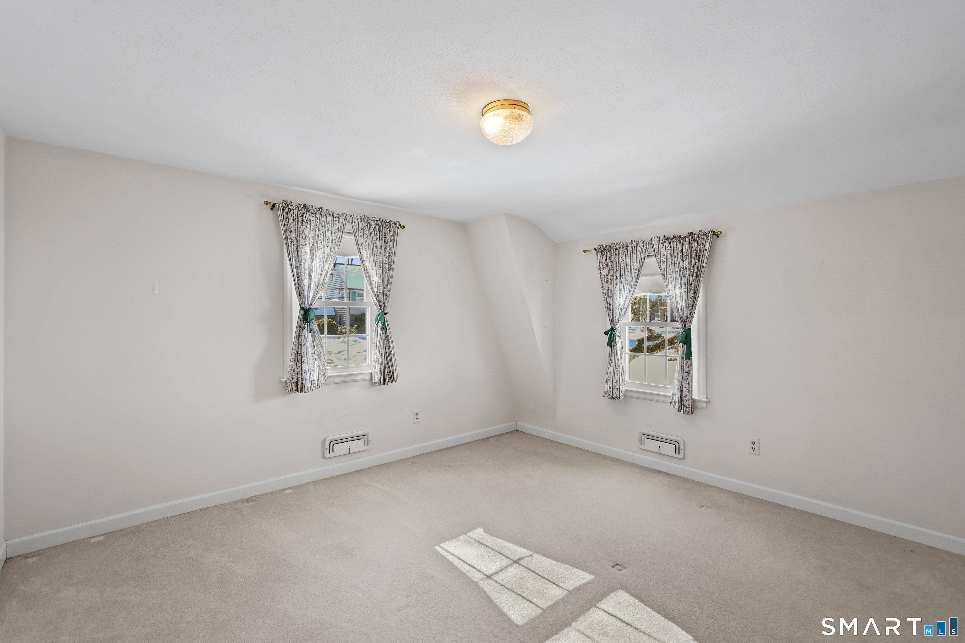 12 Timrod Road West Hartford, CT 06107 - Photo 29 of 40