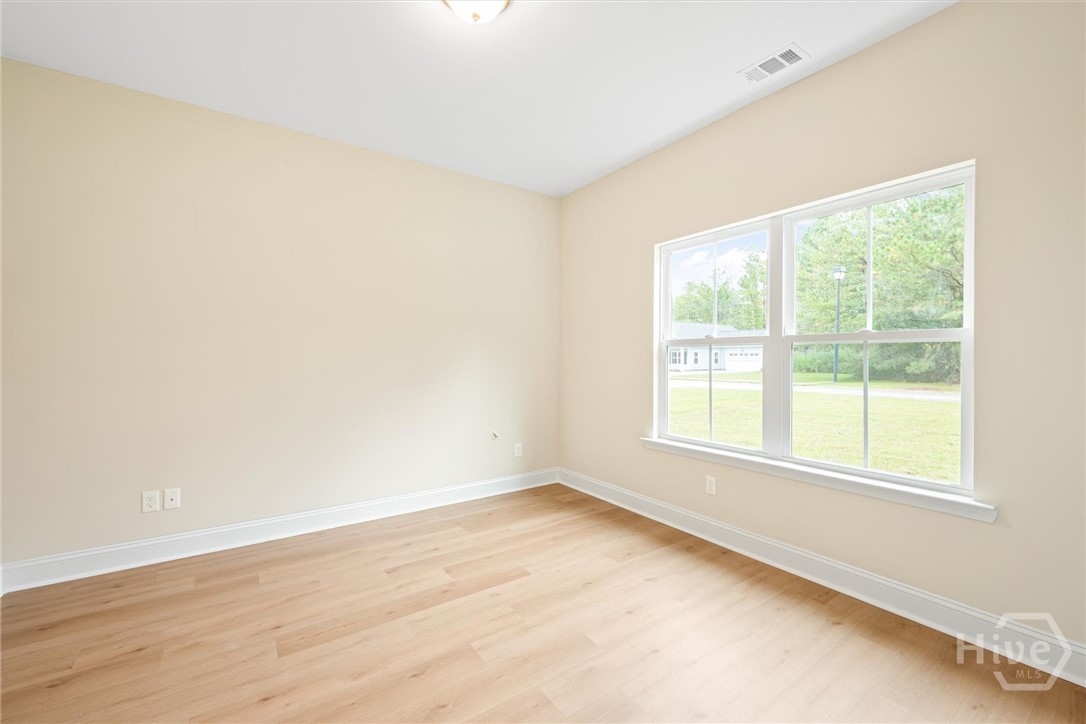 1138 Hanover Lane Townsend, GA 31331 - Photo 22 of 39 Spacious bedrooms.