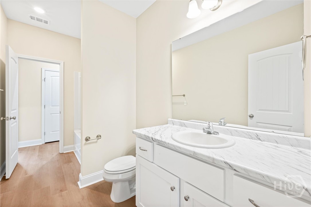 1138 Hanover Lane Townsend, GA 31331 - Photo 23 of 39 Second full bath.