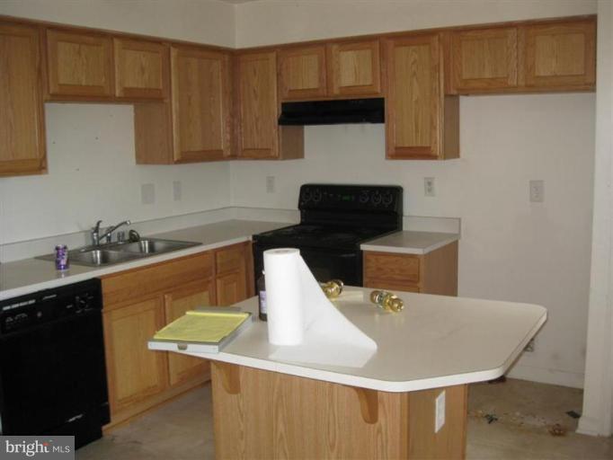 7607 Fairbrook Road Windsor Mill, MD 21244 - Photo 3 of 7 Kitchen