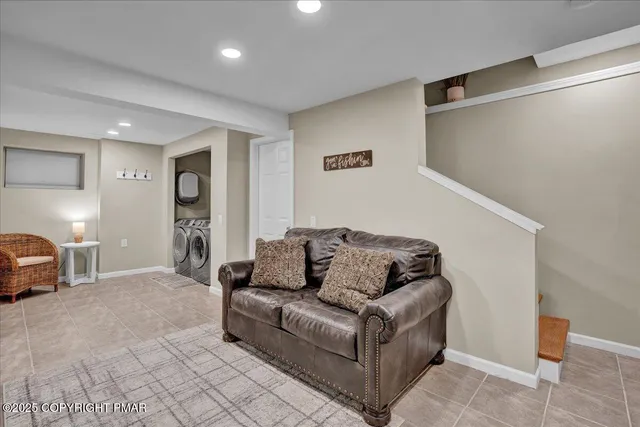 $558,000 | 169 Cardinal, Gouldsboro, PA 18424