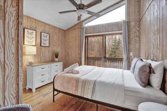 $558,000 | 169 Cardinal, Gouldsboro, PA 18424