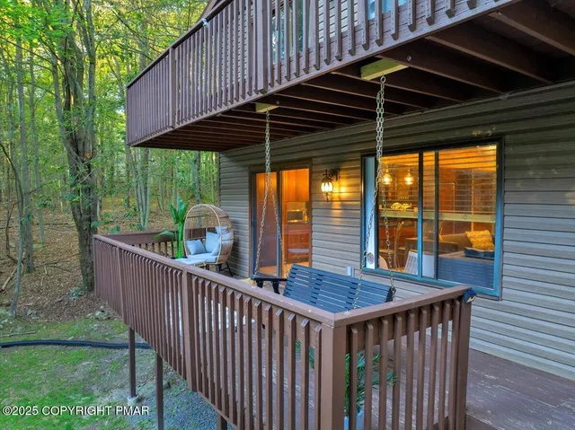 $558,000 | 169 Cardinal, Gouldsboro, PA 18424