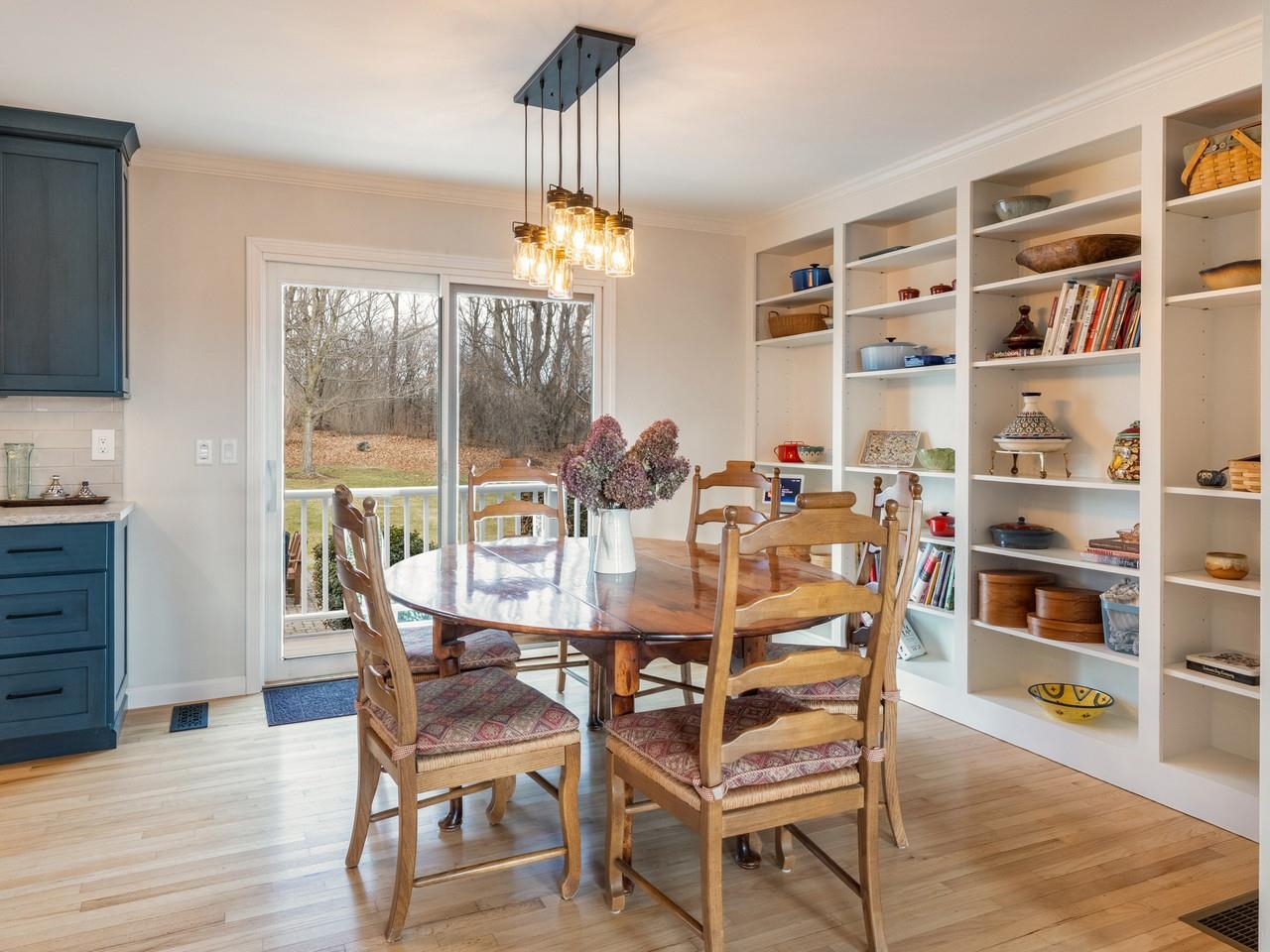 139 Southridge Road Shelburne, VT 05482 - Photo 4 of 49