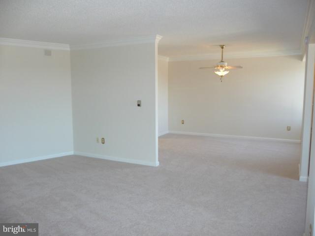 19385 Cypress Ridge Terrace, Unit 1014 Leesburg, VA 20176 - Photo 24 of 30 Living Room