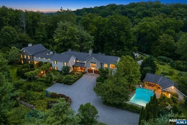 $3,295,000 | 936 Dove Island Road, Newton, NJ 07860