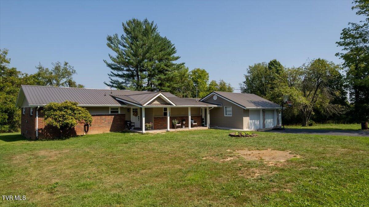 521 V I Ranch Road Bristol, TN 37620 - Photo 2 of 61 02-WBP-VI-Ranch-Rd-2