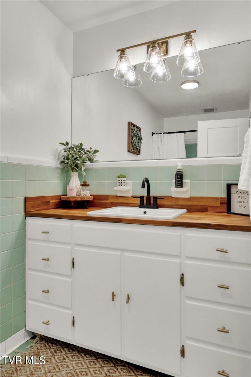 521 V I Ranch Road Bristol, TN 37620 - Photo 47 of 61 47-WBP-VI-Ranch-Rd-47