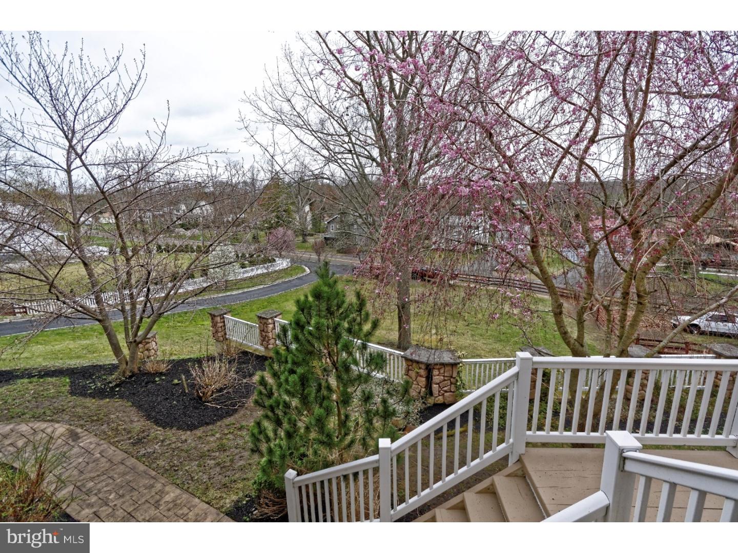 442 Lewistown Road Juliustown, NJ 08022 - Photo 3 of 24