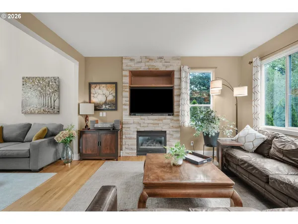 $639,000 | 15023 Southeast Diamond Drive, Clackamas, OR 97015