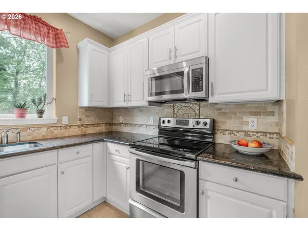 $639,000 | 15023 Southeast Diamond Drive, Clackamas, OR 97015