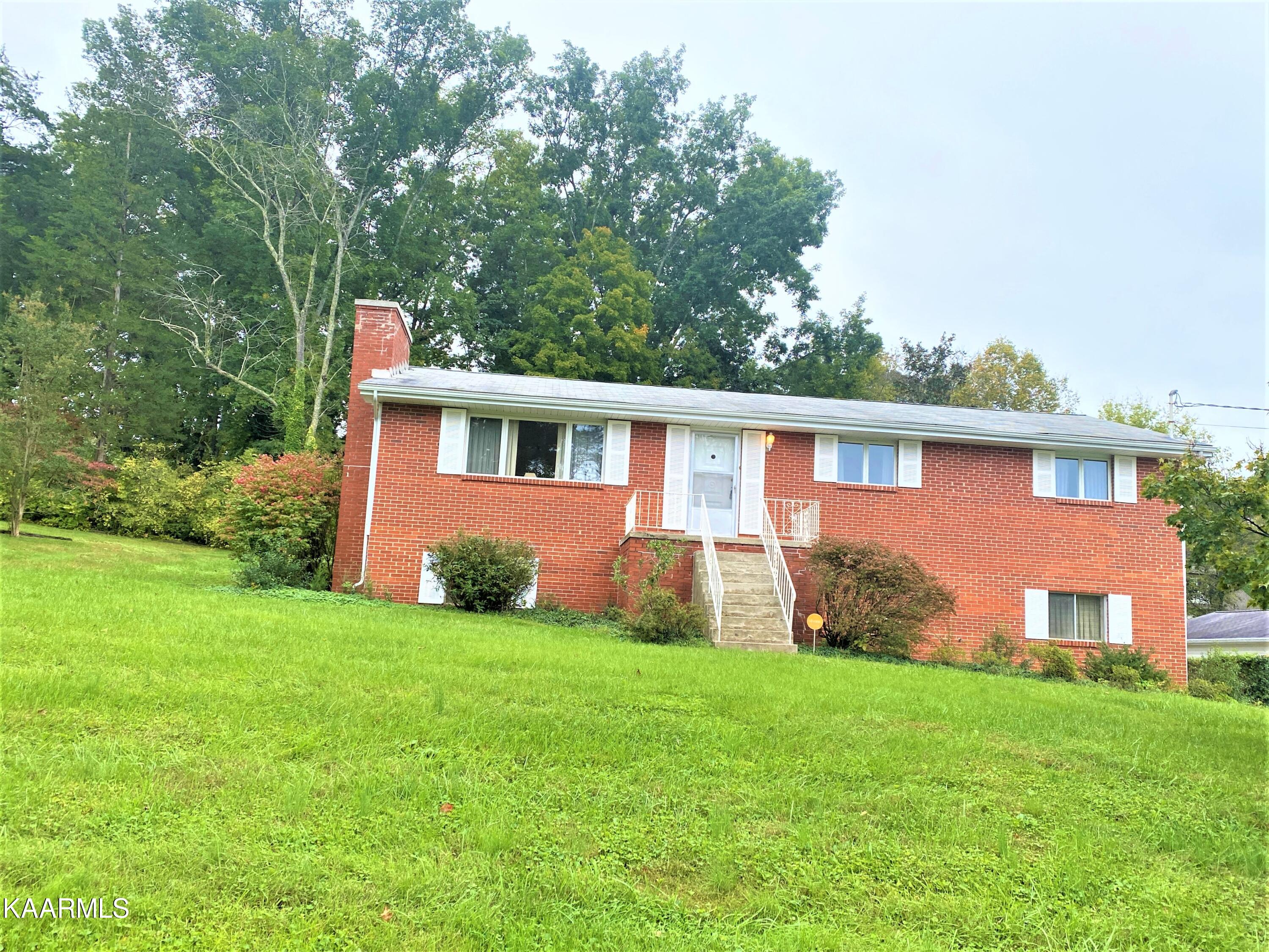 110 Cooper Circle Oak Ridge, TN 37830 - Photo 1 of 38 IMG_4033